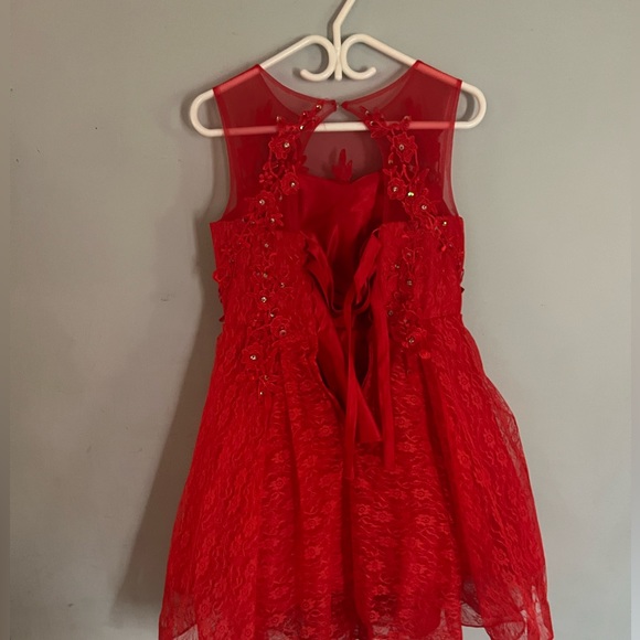 Red formal dress - Picture 5 of 5